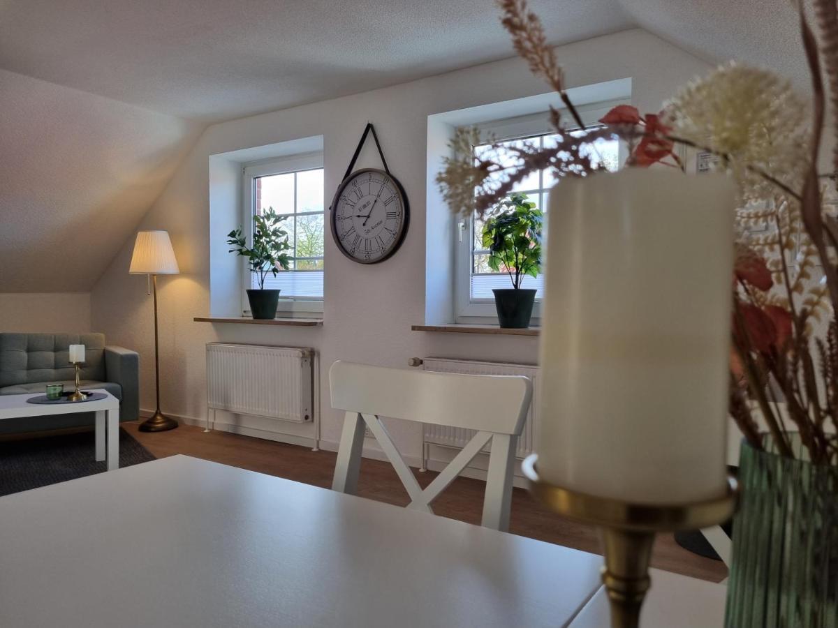Ferienwohnungen Springer In Schoenefeld Ot Grossziethen Div Apartments Fuer Bis Zu 6 Personen מראה חיצוני תמונה