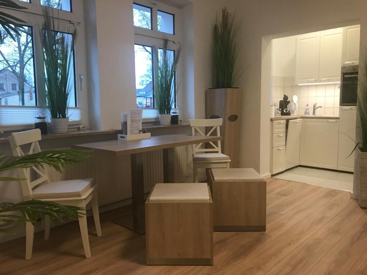 Ferienwohnungen Springer In Schoenefeld Ot Grossziethen Div Apartments Fuer Bis Zu 6 Personen מראה חיצוני תמונה